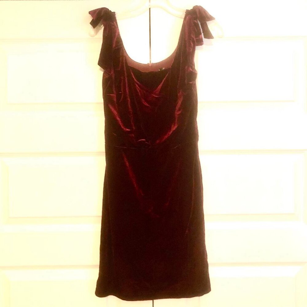 NWT AQUA Burgundy Velvet Mini Cocktail Dress Bow Tie Shoulders M MSRP $218 - Picture 2 of 5